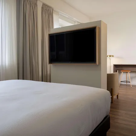 Doubletree By Hilton Hotel 4*