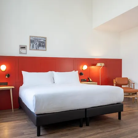 Doubletree By Hilton Hotel 4*