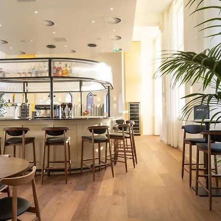 Doubletree By Hilton Sittard