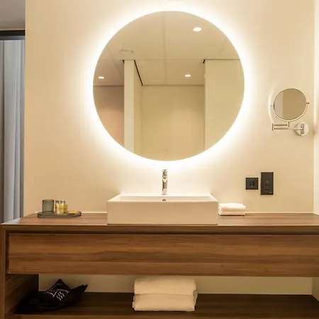 Doubletree By Hilton