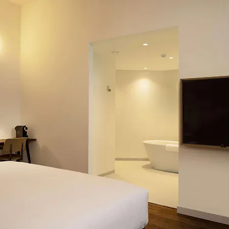 Hotel Doubletree By Hilton