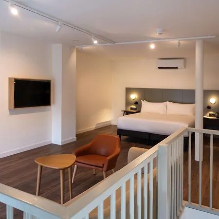 ホテル Doubletree By Hilton シッタルト