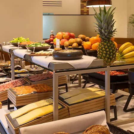 Doubletree By Hilton Hotel 4*