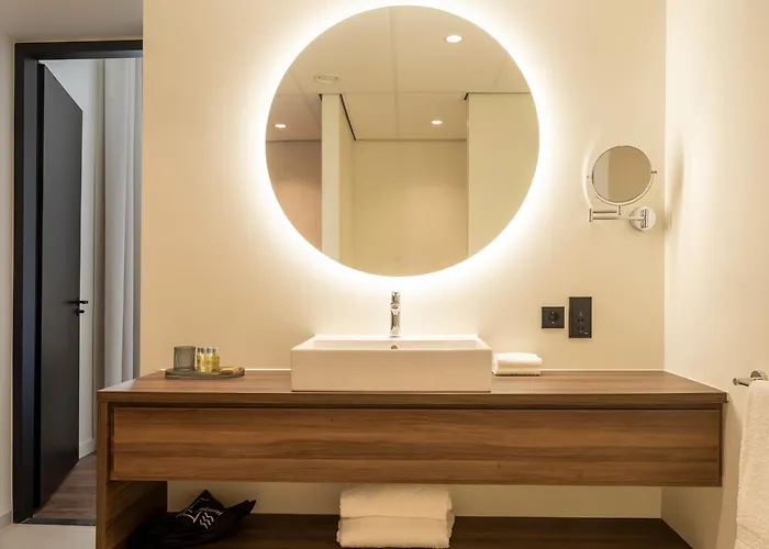 Doubletree By Hilton