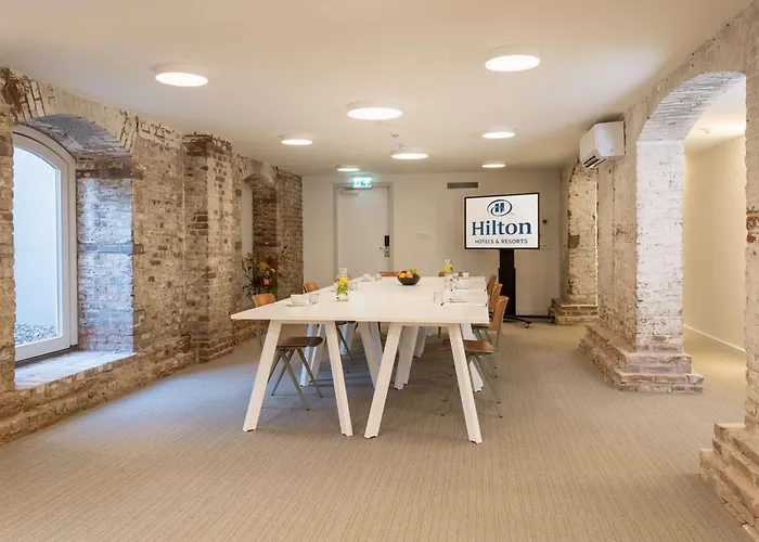 Doubletree By Hilton Sittard