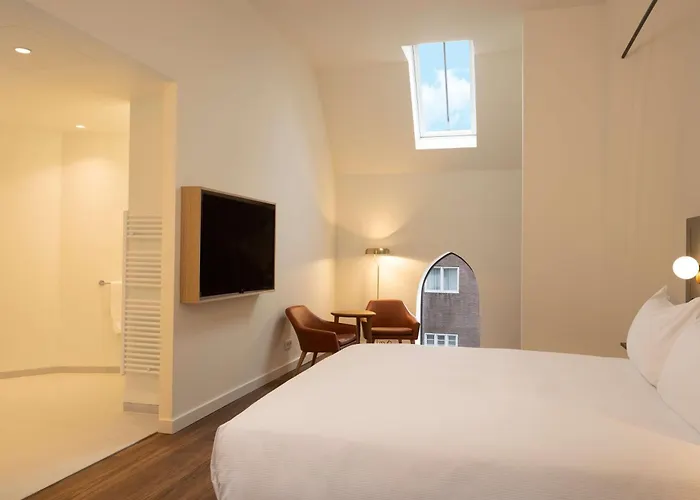 Doubletree By Hilton 4*