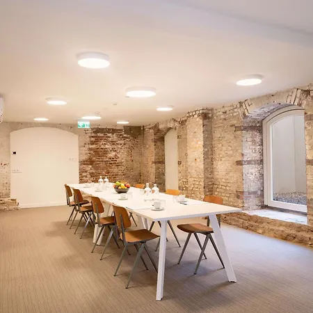 Doubletree By Hilton Hotel 4*