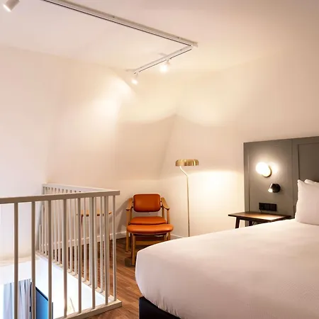 Doubletree By Hilton Hotell 4*