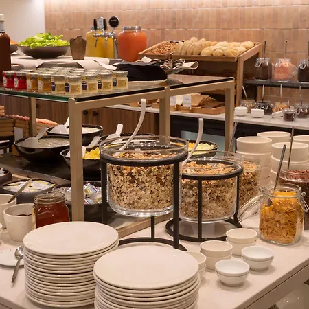 Hotel Doubletree By Hilton Sittard